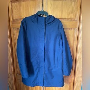 Women’s rain jacket